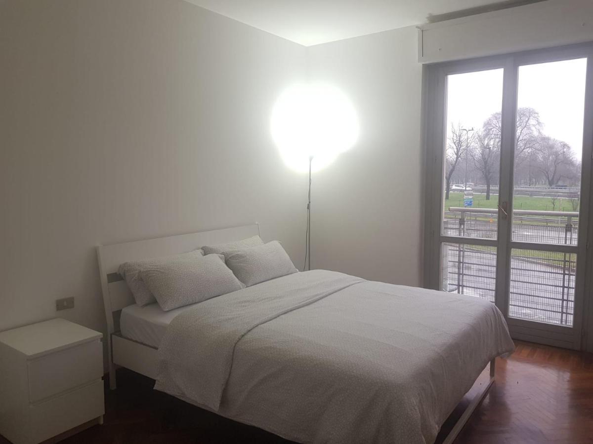 Sky Apartment Mediolan Zewnętrze zdjęcie